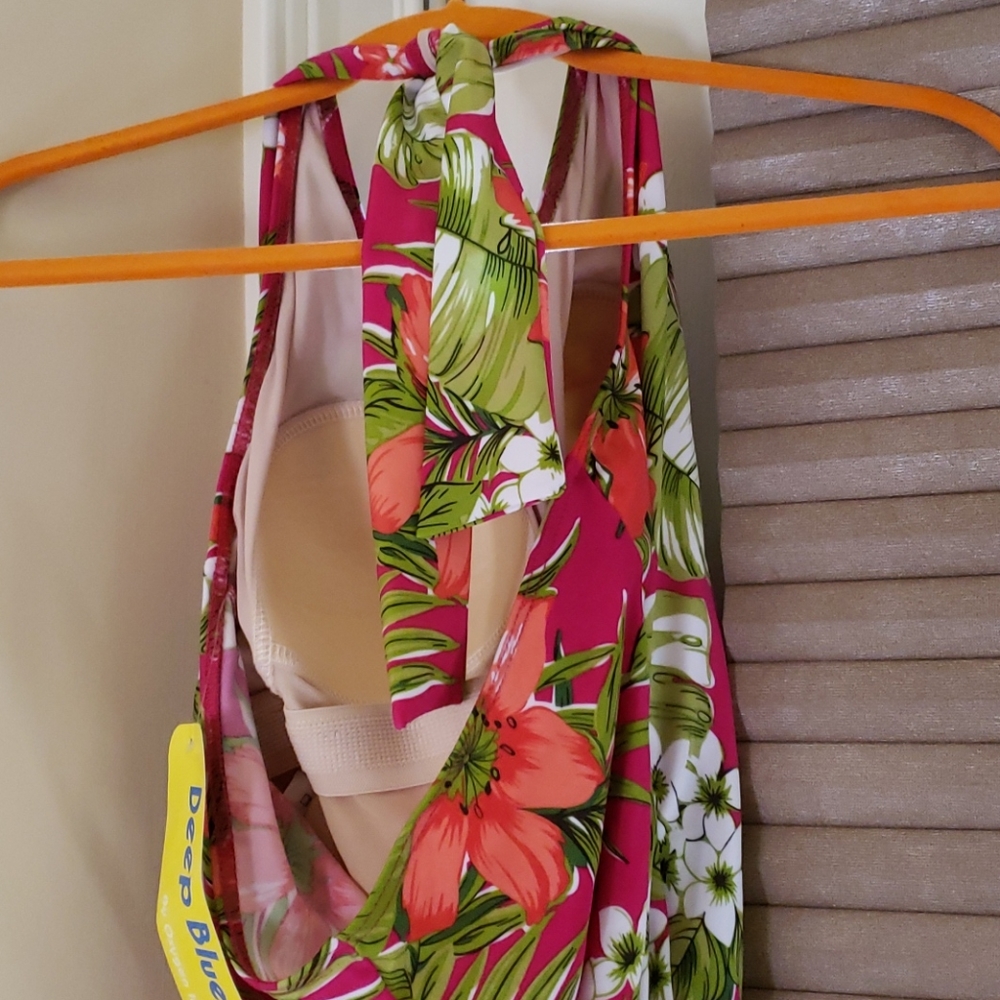 Halter Styled Bathing Suit - Picture 4 of 4